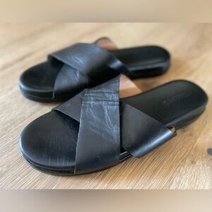 MADEWELL The Louisa Crisscross Slide Sandals Size 9 Black Leather Minimalist